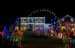 Merry & Bright (best use of lights): 25 Stonegate Drive
